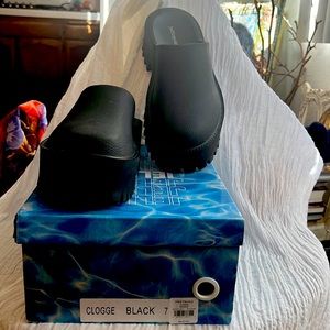 Jeffrey Campbell black clogs